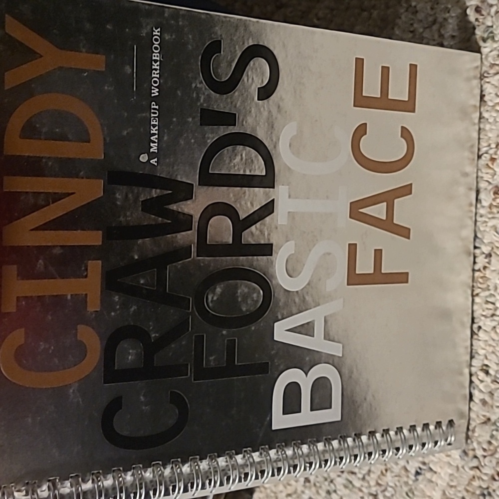 Vintage 1990s Cindy Crawford’s Basic Face: A Makeup Workbook 💄